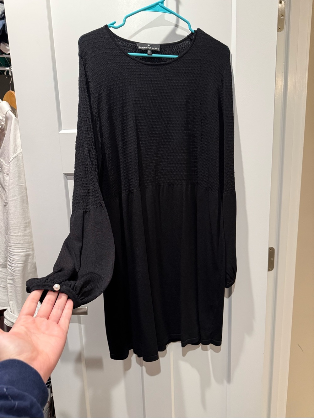 Pomander Place Black Long-Sleeve Tunic Dress